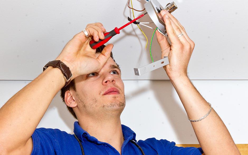 électricien urgence Louvres