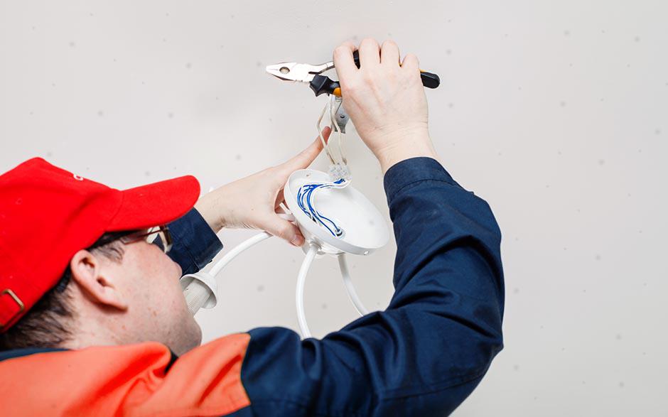 électricien urgence Louvres